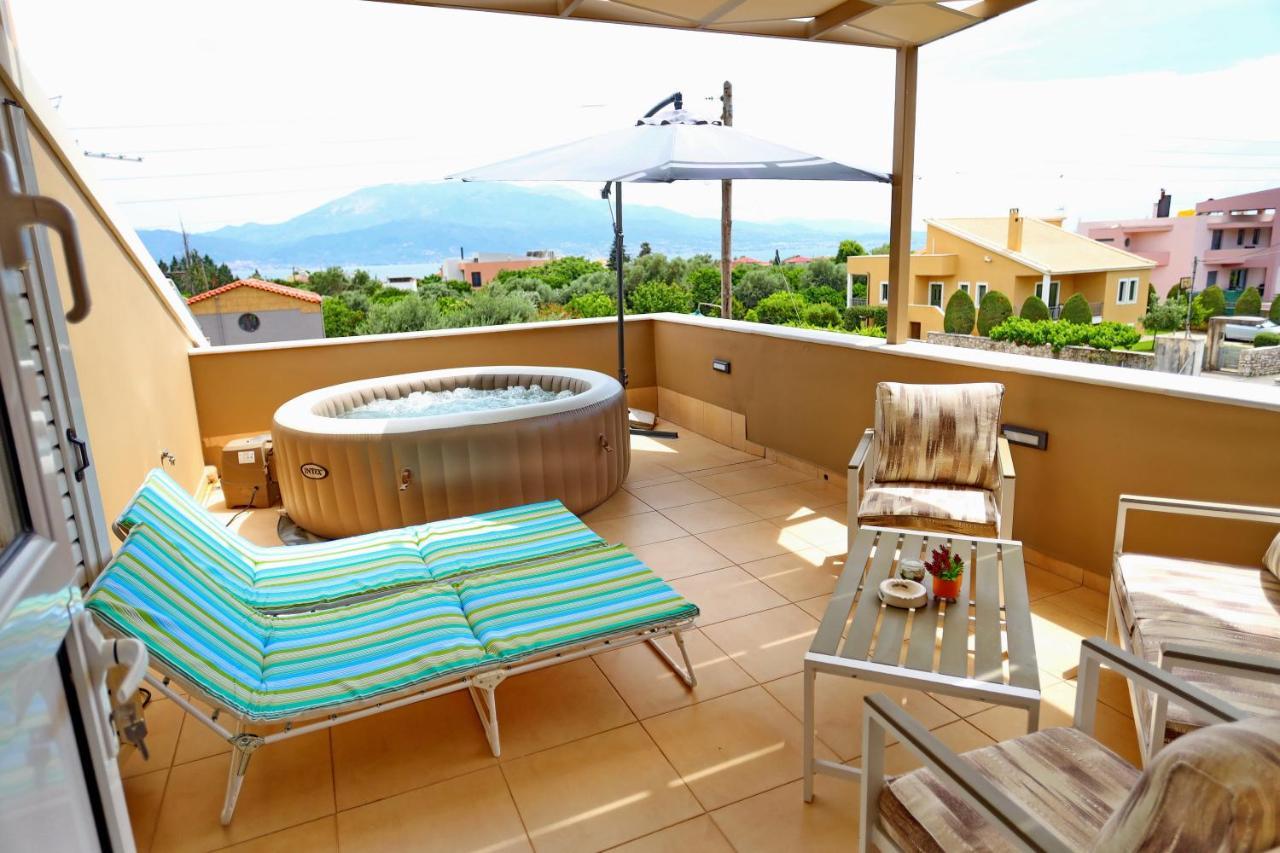 Fou'S Luxury Apartment Nafpaktos Luaran gambar