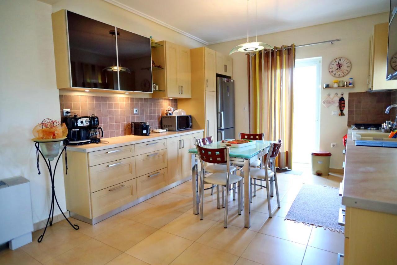 Fou'S Luxury Apartment Nafpaktos Luaran gambar