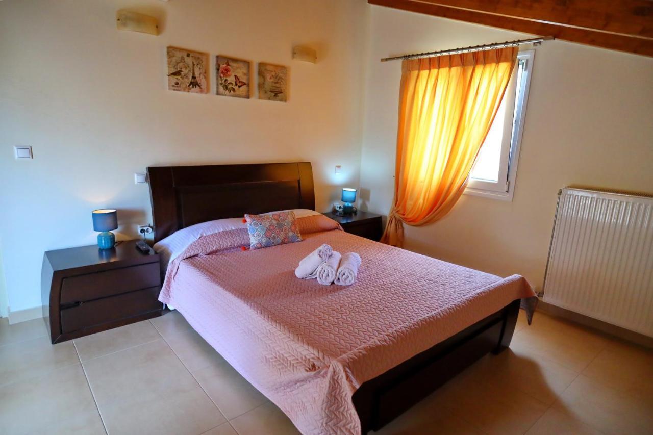 Fou'S Luxury Apartment Nafpaktos Luaran gambar